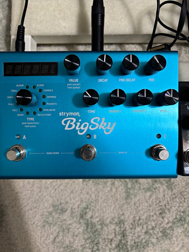 Strymon bigsky digital reverb - strymon,