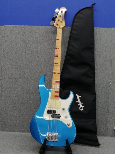 Guitare basse électrique