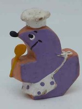 Figurine en plastique ou en