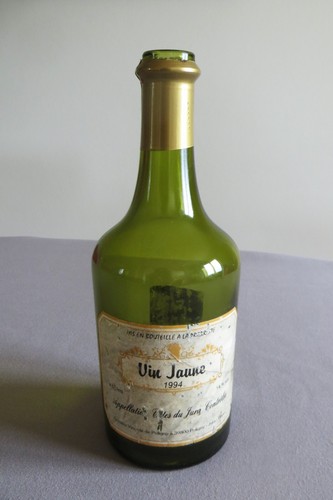 Bouteille vin jaune 1994 vide - jaune,