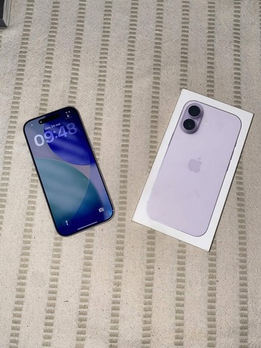 Iphone couleur pink - 17,