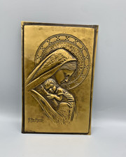 Plaque ancienne Vierge à l'enfant en laiton repoussé signée A. Bertagna religion