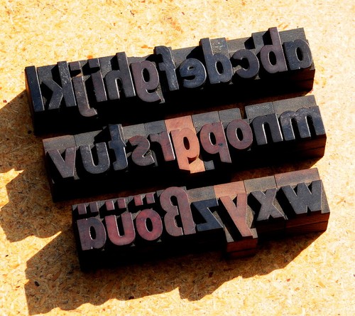 Anciens caracteres - a-z,