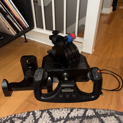 Logitech saitek pro flight - logitech,