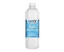 Eau déminéralisée fer - eau,