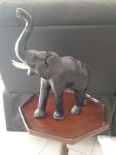 SCULPTURE ÉLÉPHANT EN CUIR