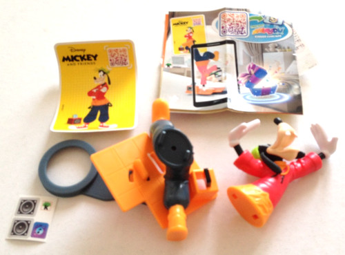 Kinder maxi mickey and friends - mickey,