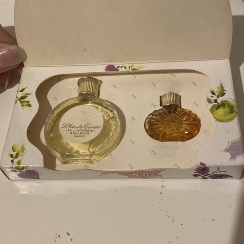 Coffret les parfums - parfums », de