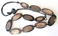 Grand collier cordon noir