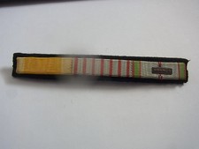 PLACARD de 3 MEDAILLE