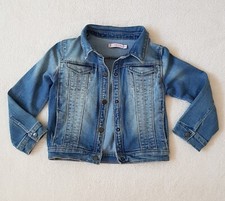 Veste en jeans bleue pour fille. Multipoche, boutons pression. 5 ans. Gémo