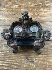 Joli Encrier ancien en fonte