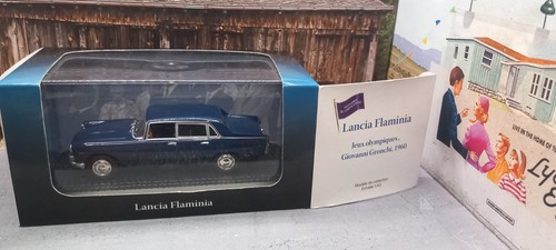 Lancia flaminia coupe blau - ii,