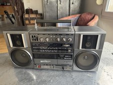 Hi-fi Vintage Hitachi Radio Cassette Boombox