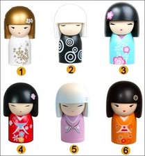 2011 PRIME MONOPRIX POUPEE JAPONAISE KIMMIDOLL au choix