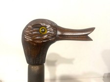 Ancienne cane à système de défense pommeau tête de Canard en Bois