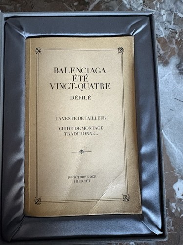 Balenciaga runway invite - balenciaga,