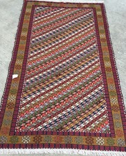 Kilim Brodé 200x120cm Tissé