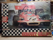 JOUEF REF 3704. CIRCUIT ELECTRIQUE VOITURES CIRCUIT GEANT SANS VOITURE. EN BOITE