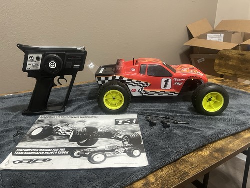 Team associated rc10 - team, t4
