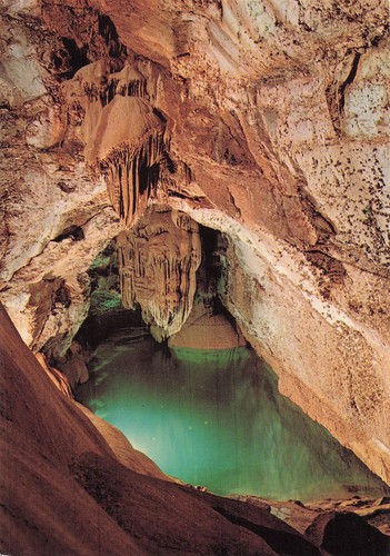 Anduze grottes trabuc - anduze,