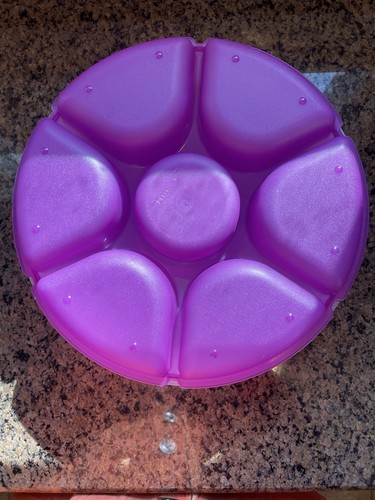 Tupperware serving center - serving,