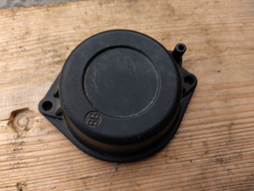 Chapeau couvercle carburateur - couvercle,