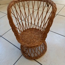  Mini Fauteuil Rotin 70' Peacock High Back Mini 16.5" Doll or Plant Stand Chair