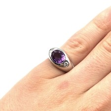 Bague en or blanc 18 carats