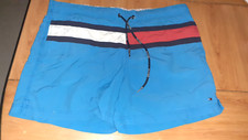 short homme marque Tommy Hilfiger bleu taille M excellent état etat