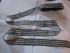 Ancien coupon d'un ruban de taffetas noir et blanc