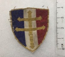 FRANCE 2e GM INSIGNE TISSU BERET ET CALOT FFI FORCES FRANCAISES DE L’INTÉRIEUR