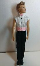 D19- Poupée Barbie Ken Mattel habit cérémonie marié chaussures - TBE