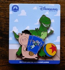 PIN DISNEYLAND PARIS EVENT TOY STORY  30TH :  DR PORKCHOP  & REX LE 450