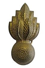 Armée BELGE - Insigne de coiffure -  GRENADIER - Métal jaune / laiton