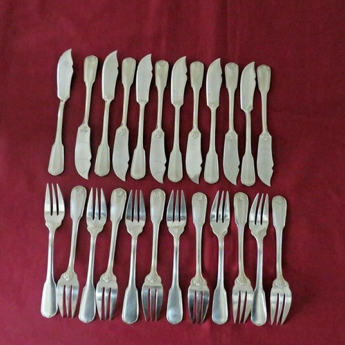 Fourchettes 12 couteaux - fourchettes, et