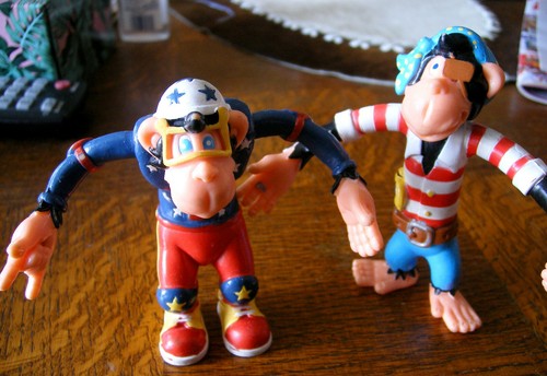Lot deux figurines waikiki - deux,