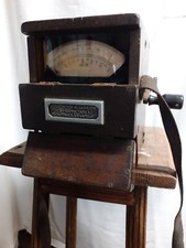 Ancien OHMMETRE VOLTMÈTRE magnéto Caisse Bois 