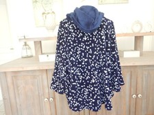 Poncho à capuche " Tissaïa"