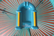 Rare cendrier publicitaire jukebox " PETER STUYVESANT "