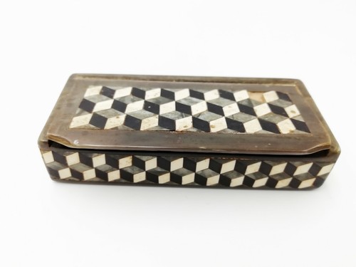 Boîte priser tabac - le,