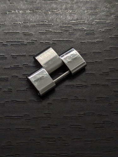 Bracelet cartier roadster - cartier, 18