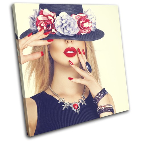 Woman girl female - lips, dress
