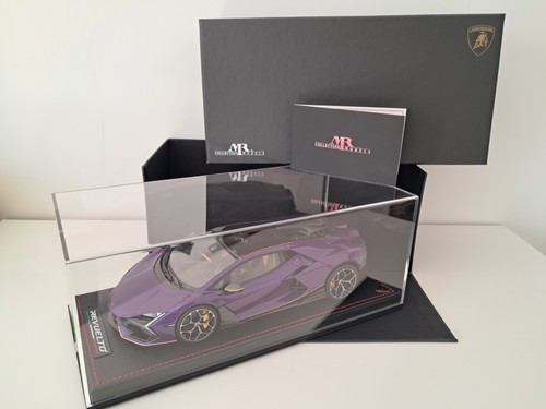 Lamborghini revuelto viola - revuelto,
