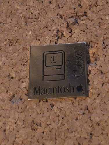 Pin informatique computer - pin's, pc