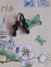 Belles et rares boucles d'oreilles dormeuses "Andalousy" de marque Satellite