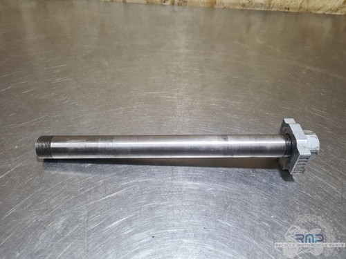 Axe roue arrière ktm 690 - roue,