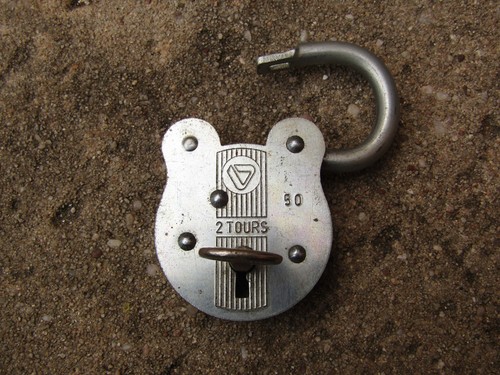 Cadenas ancien western - cadenas,