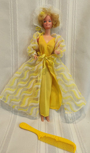 Vintage 1978 barbie doll - doll, in
