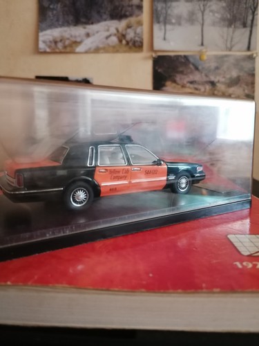 Voiture miniature lincoln - miniature, 1